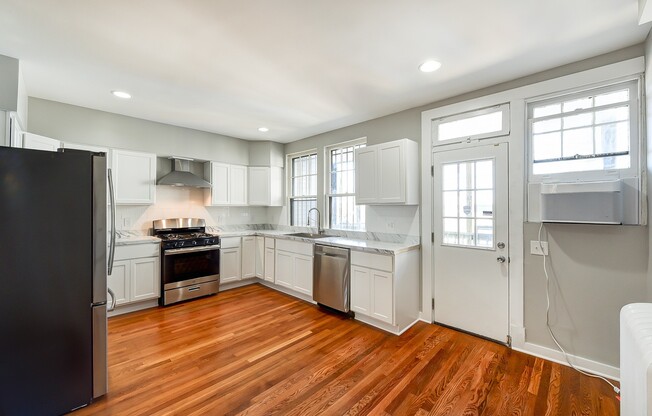 Charming 4br/2ba in Anacostia / Navy Yard