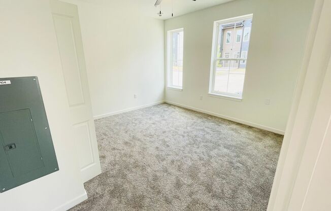 1 bed, 1 bath, 715 sqft, $1,125