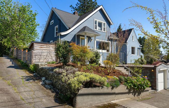 Remodeled Sunset Hill Home in Prime Ballard Location!