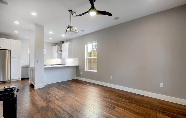 Newly Renovated 2Bed/2.5Bath