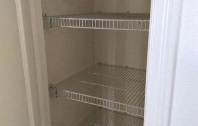 1 bed, 1 bath, 671 sqft, $1,250, Unit 209