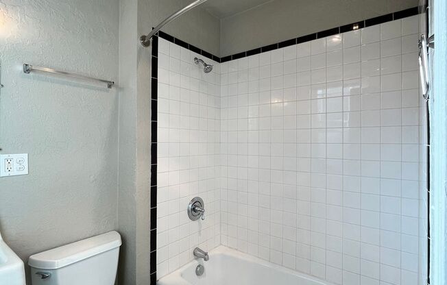 Studio, 1 bath, $1,345, Unit 005