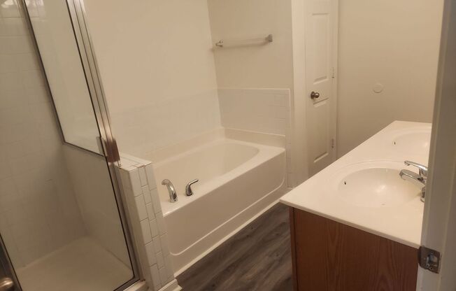3 beds, 2.5 baths, $1,850
