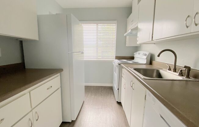 1 bed, 1 bath, 680 sqft, $1,495, Unit RO-50