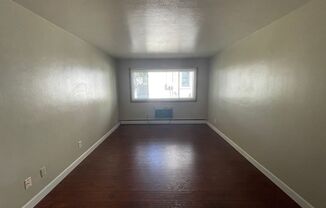 1 bed, 1 bath, $925, Unit 202