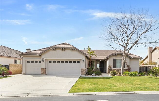 4908 Via Sienna Drive - Beautiful RIO BRAVO One Story home with awesome VIEW!!