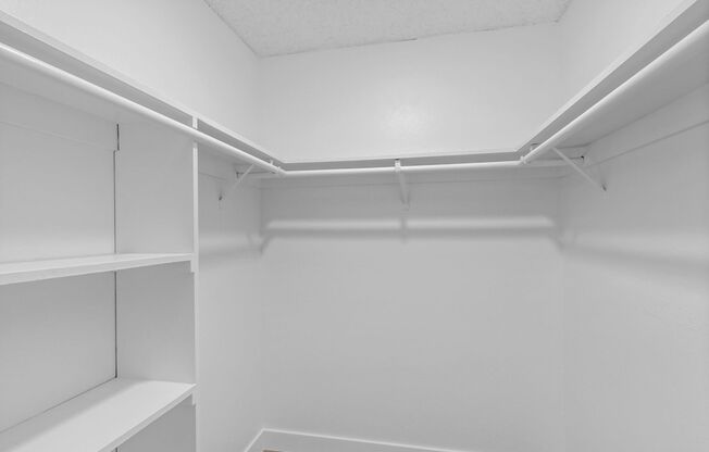 1 bed, 1 bath, 660 sqft, $1,575, Unit 136