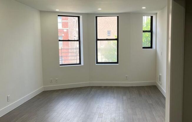 Studio, 1 bath, $2,525, Unit 3E