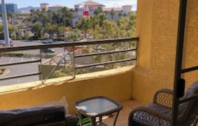 1 bed, 1 bath, $2,195, Unit # 320