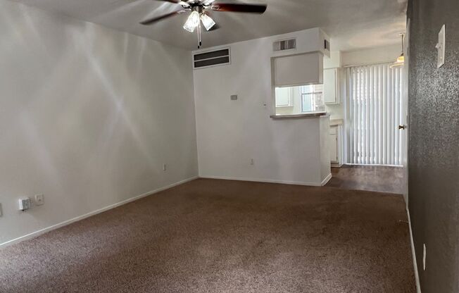 1 bed, 1.5 baths, 714 sqft, $930, Unit 03-017