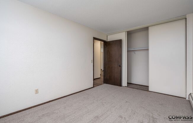 3 beds, 2 baths, 1,209 sqft, $1,295, Unit 2215-315