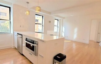 308 W 30 ST