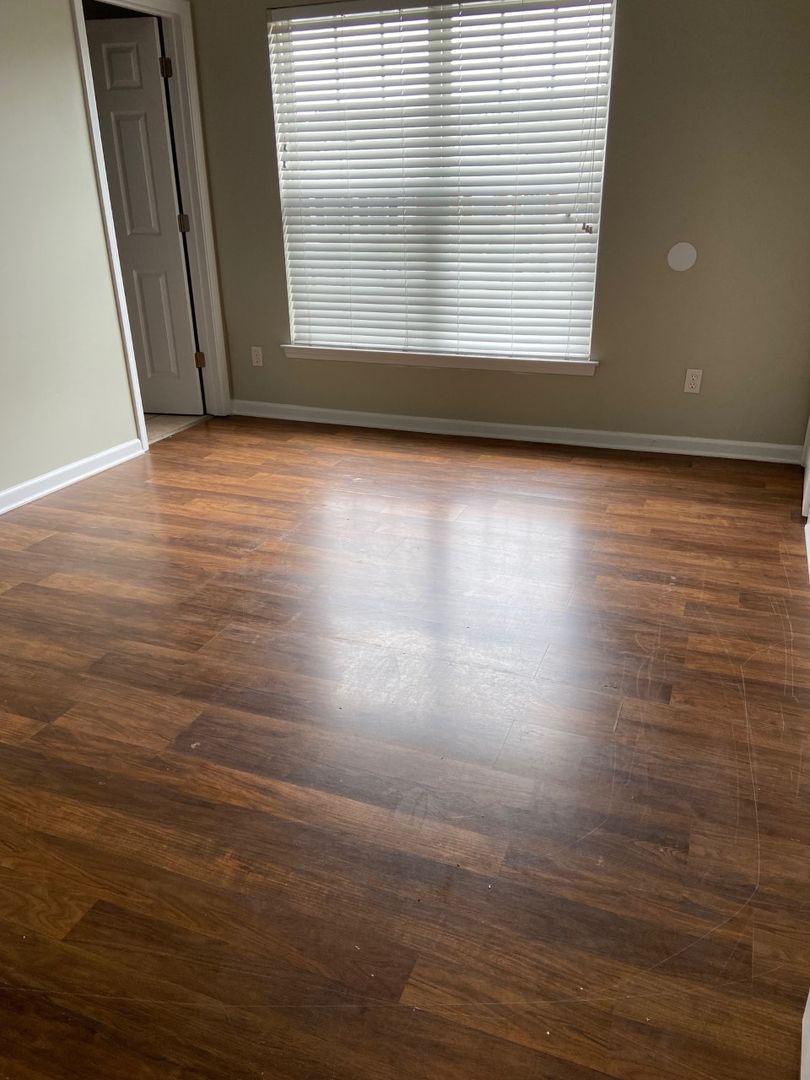 Coming Soon! 3 bedroom/ 2.5 bathroom Townhouse!