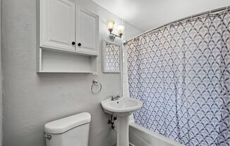 2 beds, 1 bath, 850 sqft, $949, Unit 10609 Lindberg Ave. B5 - Apt. 5