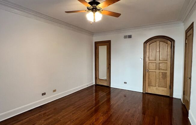 3 beds, 2.5 baths, 2,100 sqft, $3,960, Unit 431-02A