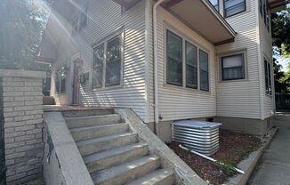 $795 - 2 bed 1 bath - Beautiful apartment located in College Hill