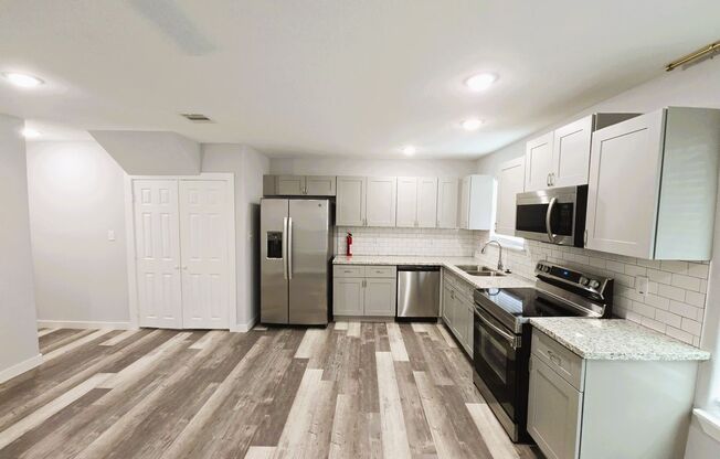 COMING SOON! 4114 Majestic St Unit B **Ask about our NO SECURITY DEPOSIT option!**