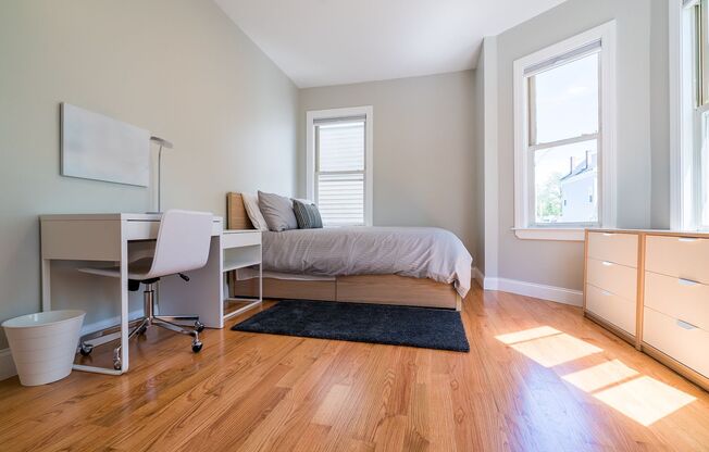 728 East 2nd Street