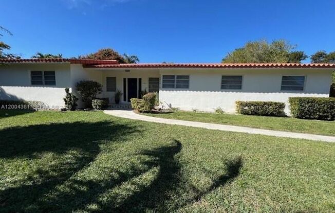 2500 SW 58th Ave MIAMI, FL 33155