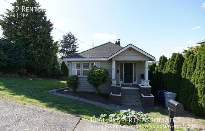 329 RENTON AVE S