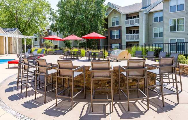Outdoor Patio Area with Grill