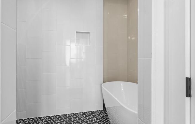3 beds, 3.5 baths, $3,000, Unit Unit 12