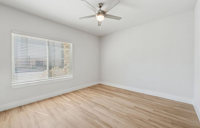 2 beds, 1 bath, 944 sqft, $1,469, Unit 332