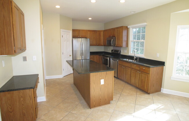 Charming, 2 Story Home Located in the Providence Commons Community!