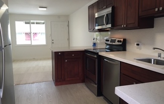 2 beds, 1 bath, 540 sqft, $2,200