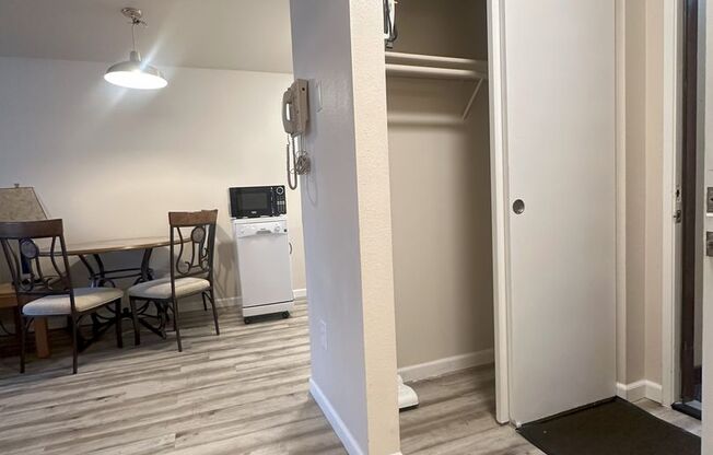 1 bed, 1 bath, 500 sqft, $1,395, Unit 107