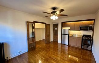 Studio, 1 bath, 320 sqft, $1,375, Unit 225-205