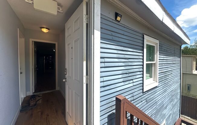 2 beds, 2 baths, 946 sqft, $1,600, Unit Unit 4