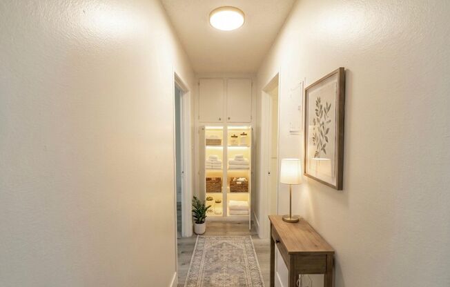 1 bed, 1 bath, 650 sqft, $1,325, Unit 5325-1