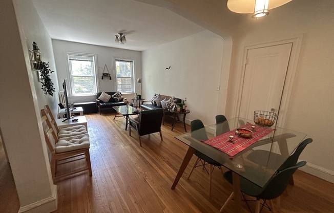 1 bed, 1 bath, 573 sqft, $2,150, Unit 24