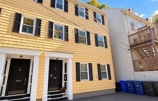 3 SEMINARY ST