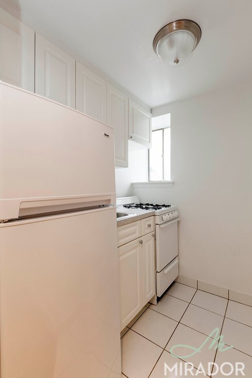 26 E 13 ST