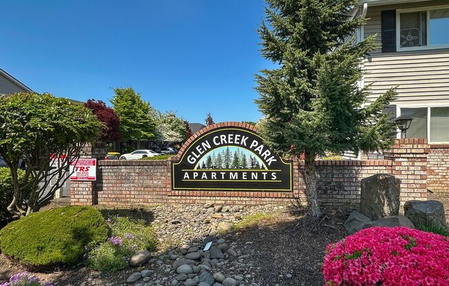 2 beds, 1 bath, 840 sqft, $1,295, Unit 24