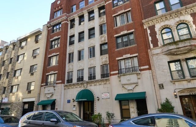 425 Roscoe