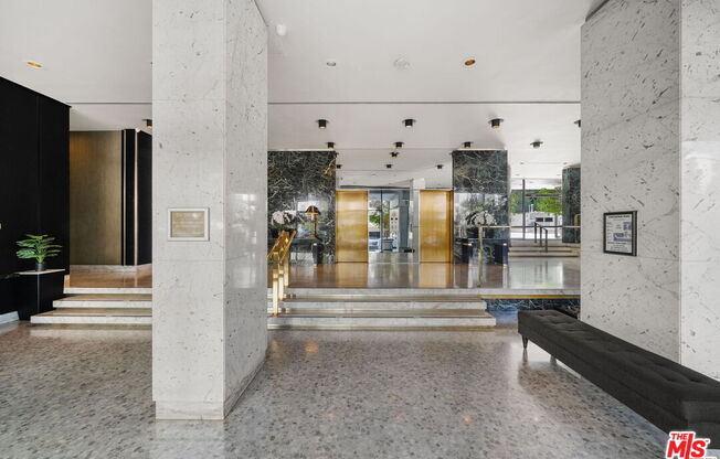 2 beds, 2 baths, 1,410 sqft, $6,500, Unit 5G