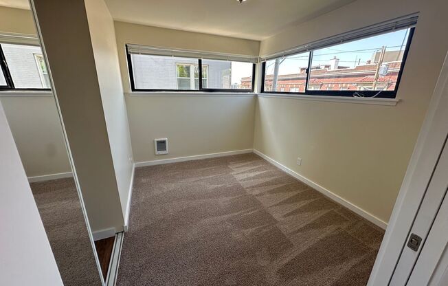1 bed, 1 bath, 456 sqft, $1,695, Unit 402