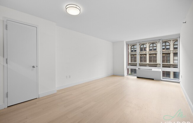 1 bed, 1 bath, $6,000, Unit 526