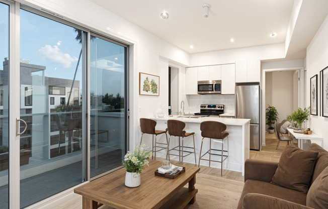 2 beds, 1 bath, 710 sqft, $2,995, Unit 301