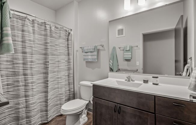 3 beds, 2 baths, 1,137 sqft, $2,520, Unit 314