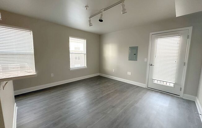 1 bed, 1 bath, $1,399, Unit 1304 B