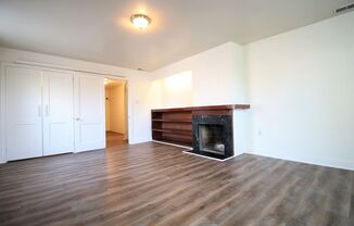 Amazing 2BR/1BA w/ Great Closet Space & Natural Light!*Available August*