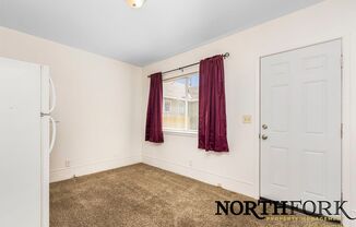 1 bed, 1 bath, 400 sqft, $725, Unit #3