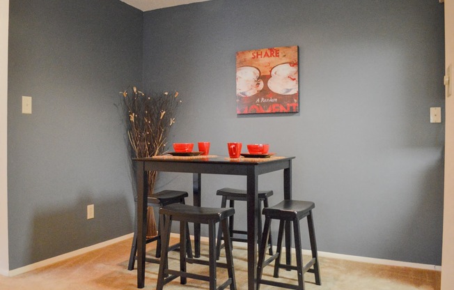 Pointe Inverness Apartments