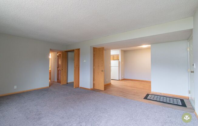 3 beds, 2 baths, 1,350 sqft, $1,460, Unit C-70
