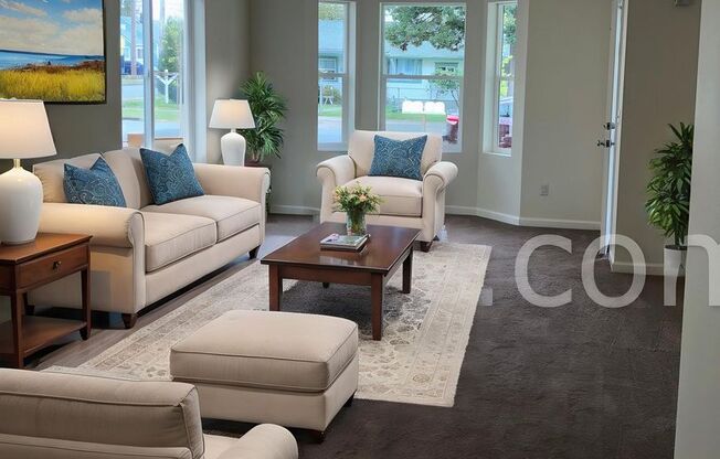 3 Bedroom 2.5 Bath Tacoma Townhouse