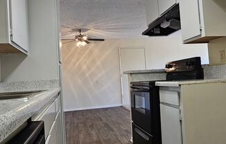 1 bed, 1 bath, 650 sqft, $2,000, Unit 326